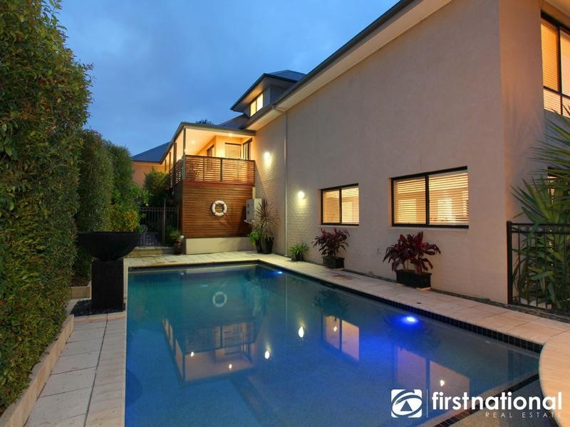 2 Leichhardt Way, Berwick VIC 3806