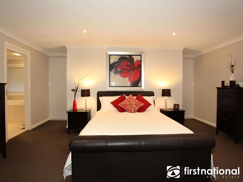 2 Leichhardt Way, Berwick VIC 3806