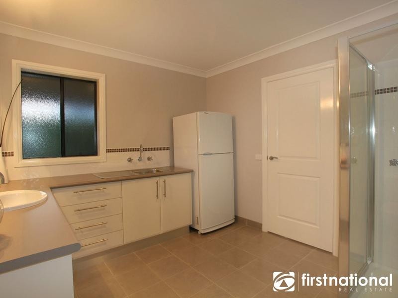 2 Leichhardt Way, Berwick VIC 3806