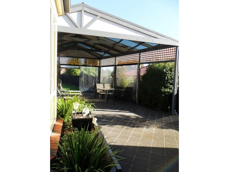 73 Homestead Road, Berwick VIC 3806