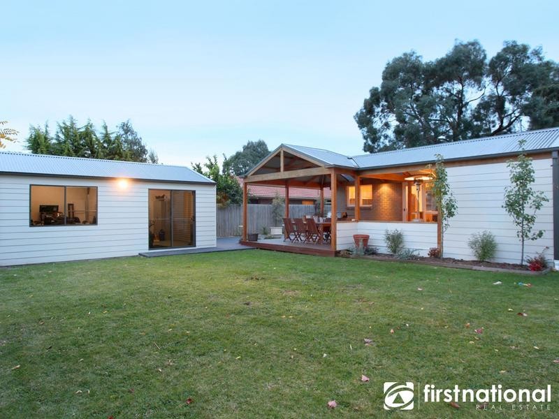 10 Yarrow Court, Berwick VIC 3806