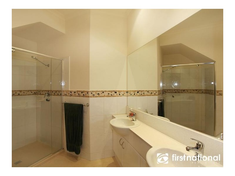 7/11 Brisbane Street, Berwick VIC 3806