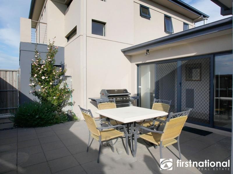 1 Greenhaven Terrace, Berwick VIC 3806