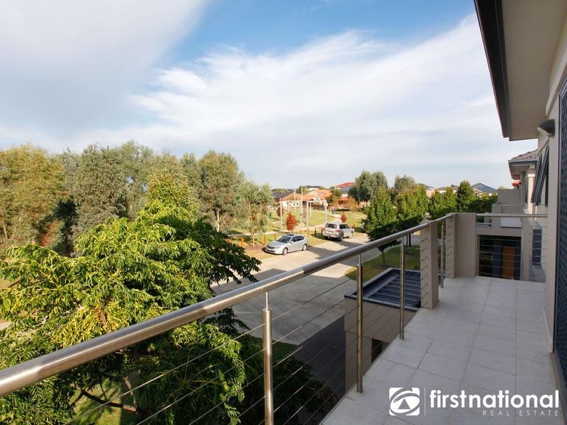 1 Greenhaven Terrace, Berwick VIC 3806