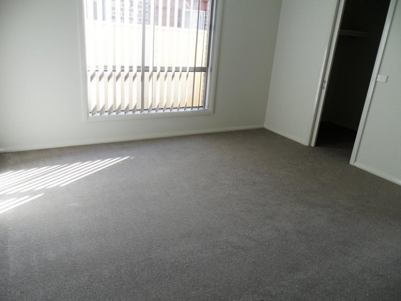 1/7 Delft Court, Pakenham VIC 3810