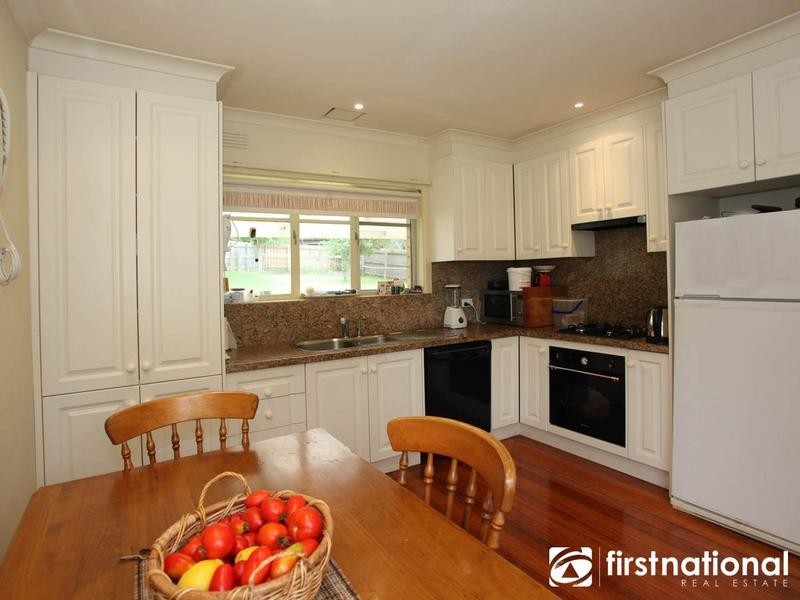 18 Peel Street, Berwick VIC 3806