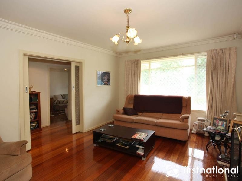 18 Peel Street, Berwick VIC 3806