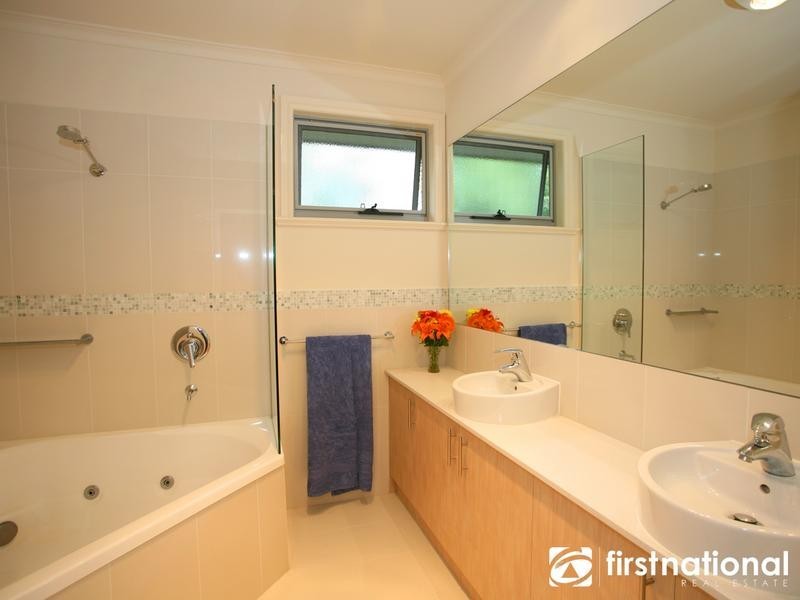 3/43 Peel Street, Berwick VIC 3806