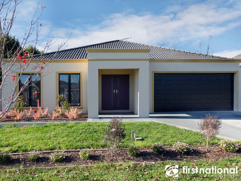 10 Mandurah Chase, Berwick VIC 3806