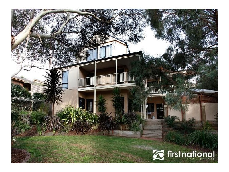 44 Balmain Drive, Berwick VIC 3806