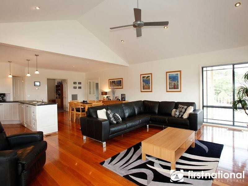 44 Balmain Drive, Berwick VIC 3806