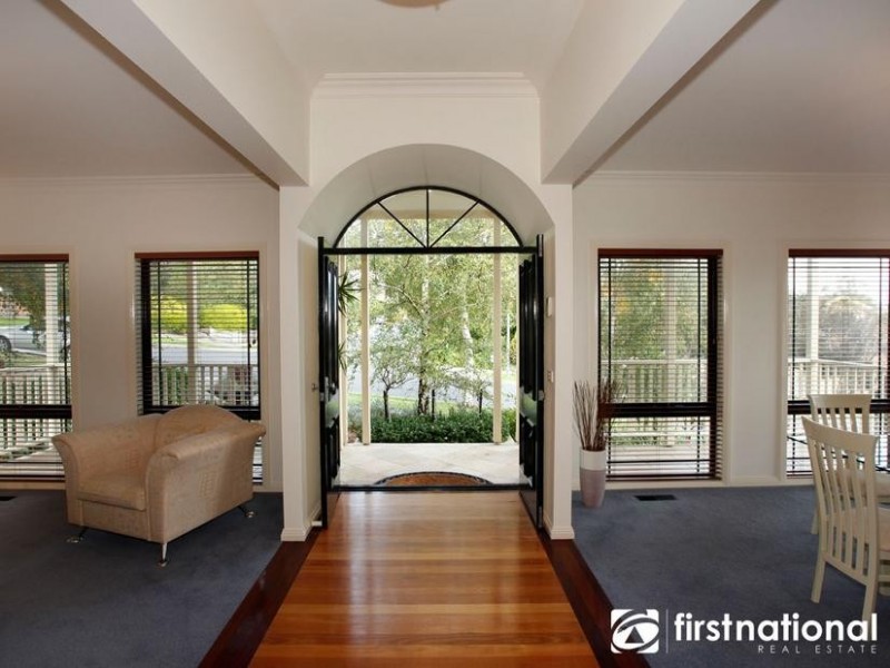 44 Balmain Drive, Berwick VIC 3806