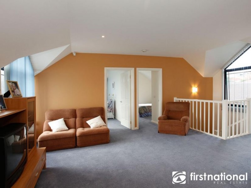 44 Balmain Drive, Berwick VIC 3806