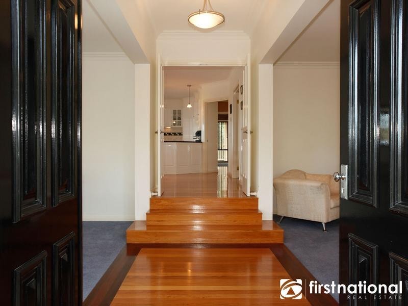 44 Balmain Drive, Berwick VIC 3806