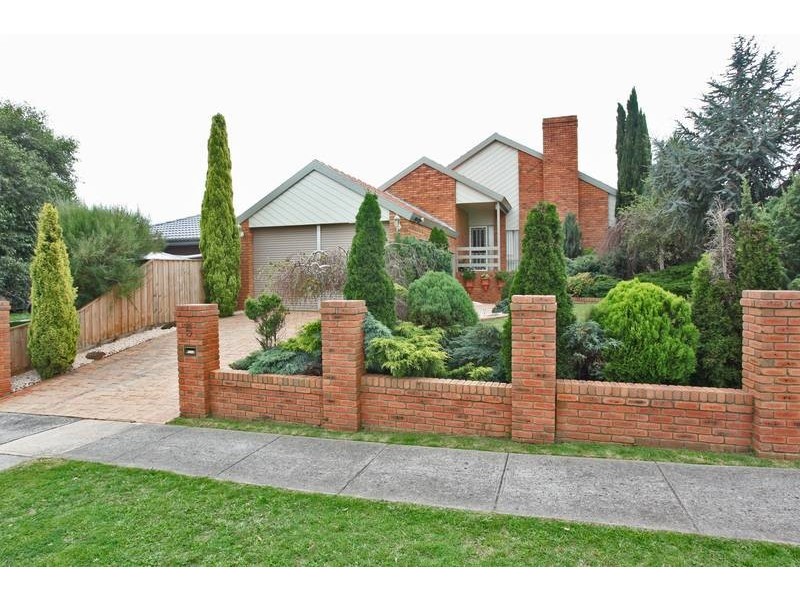 5 Shawnee Court, Narre Warren VIC 3805