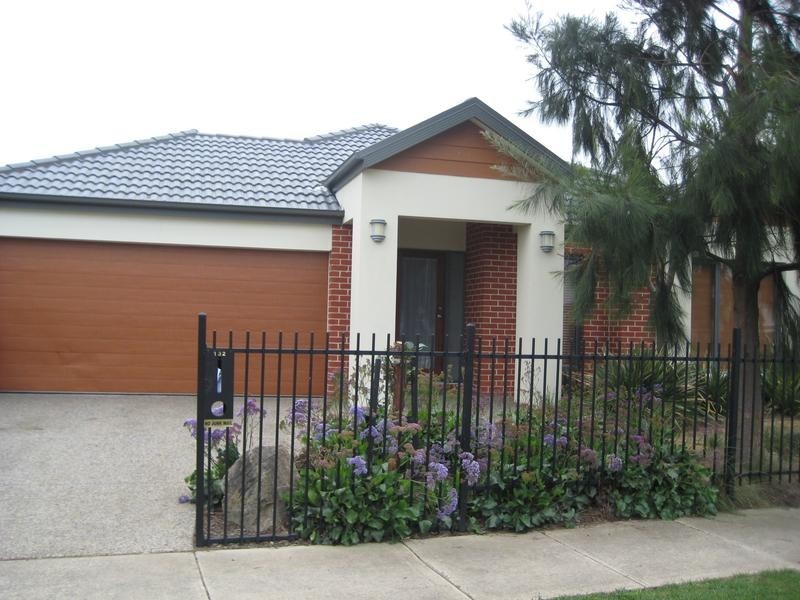 132 Moondarra Drive, Berwick VIC 3806