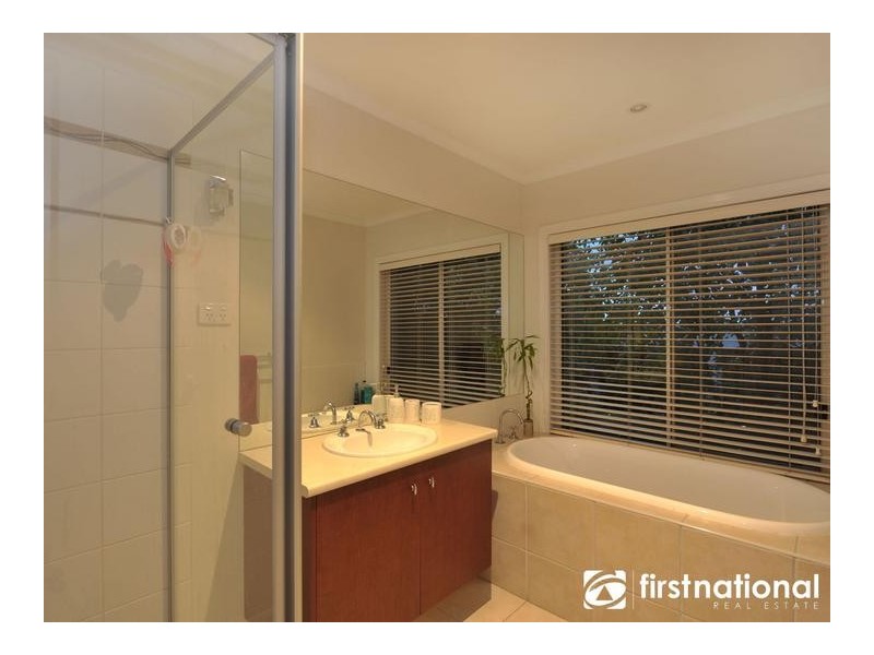 4 Hawkesbury Street, Berwick VIC 3806