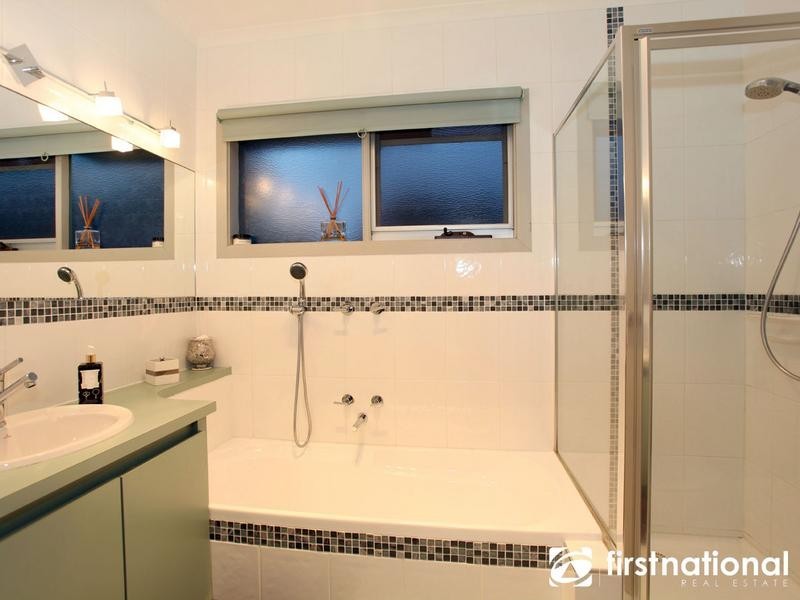 51 Howell Drive, Berwick VIC 3806