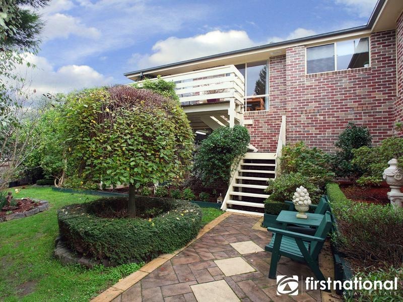 76 Inglis Road, Berwick VIC 3806