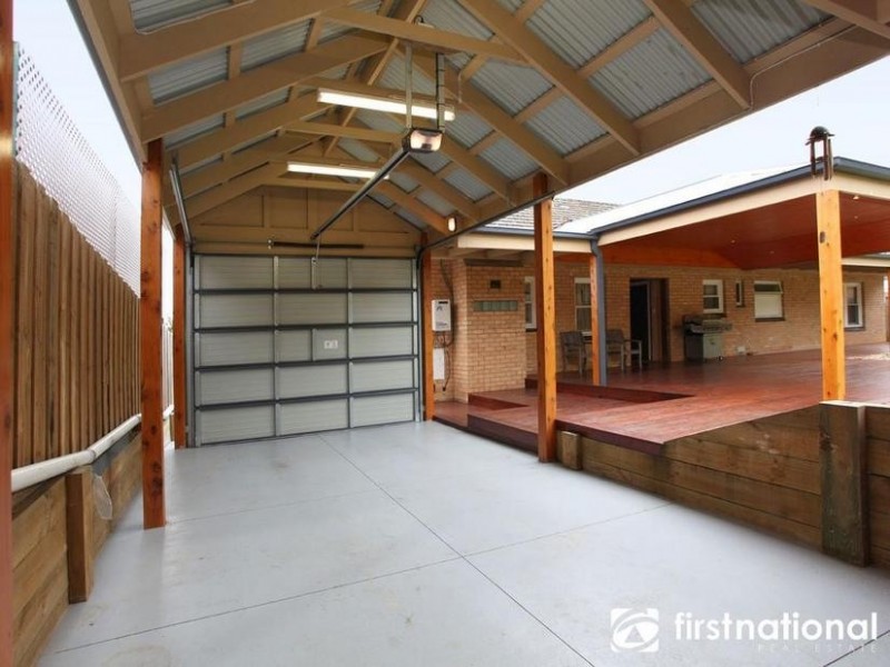 4 Rutland Road, Berwick VIC 3806