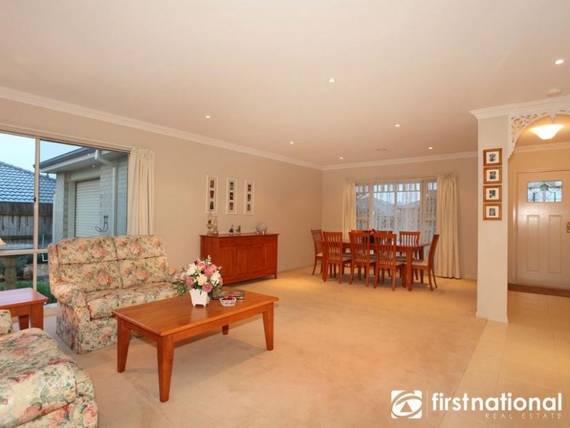 5 Magnolia Drive, Narre Warren South VIC 3805