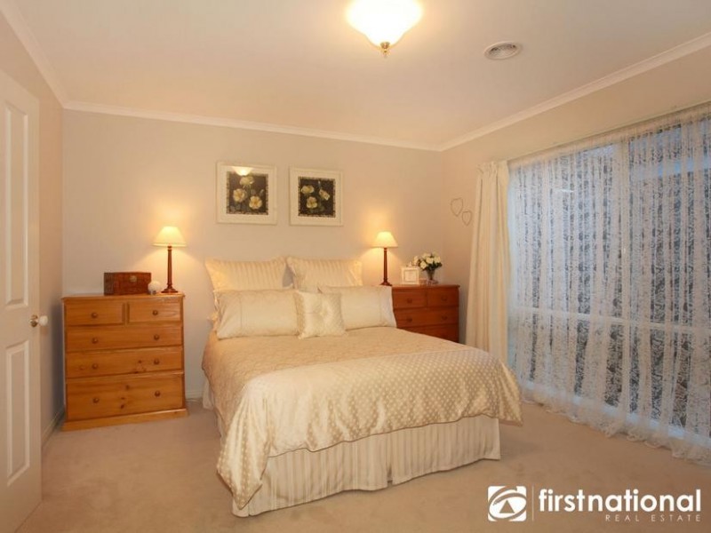 5 Magnolia Drive, Narre Warren South VIC 3805