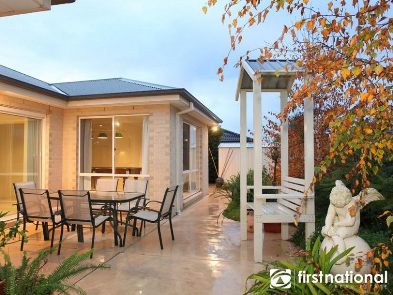 5 Magnolia Drive, Narre Warren South VIC 3805