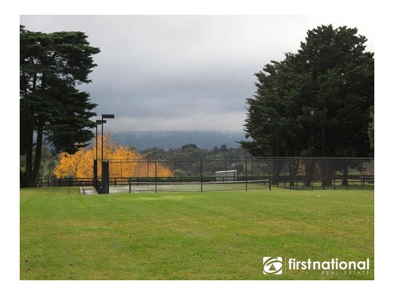 2 Hyde Hill Rd, Harkaway VIC 3806