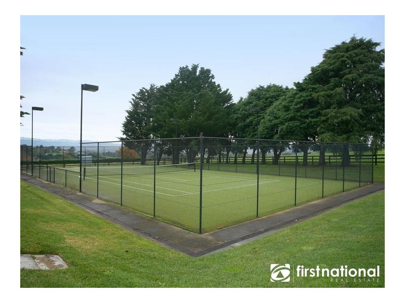 2 Hyde Hill Rd, Harkaway VIC 3806