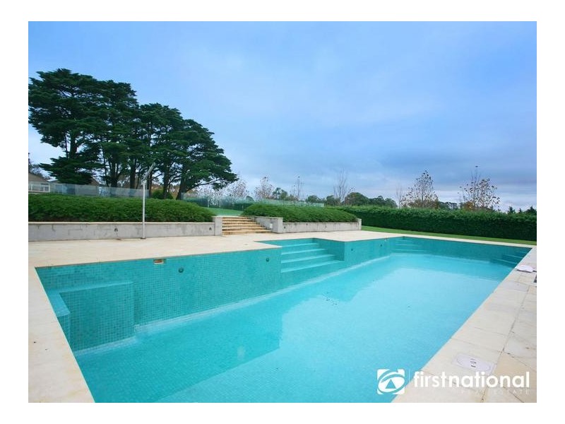2 Hyde Hill Rd, Harkaway VIC 3806