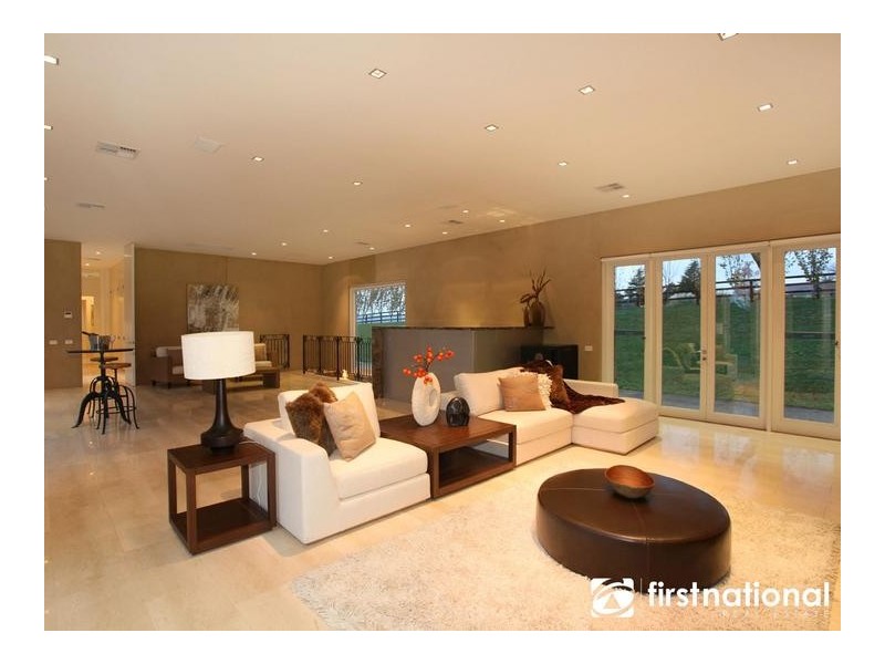 2 Hyde Hill Rd, Harkaway VIC 3806