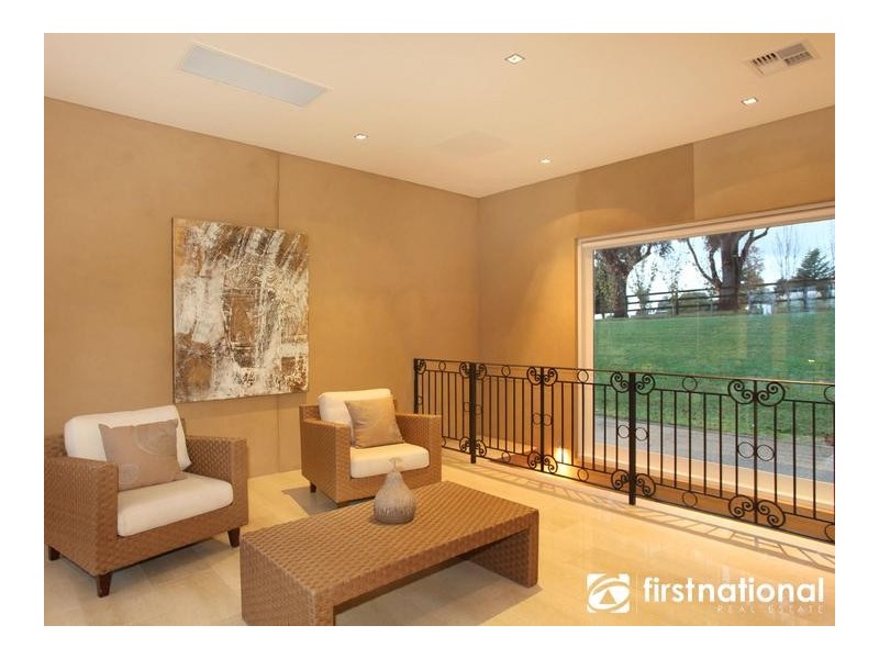 2 Hyde Hill Rd, Harkaway VIC 3806