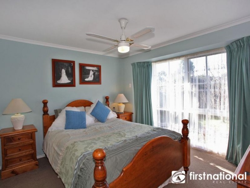 4 Thelma Street, Beaconsfield VIC 3807