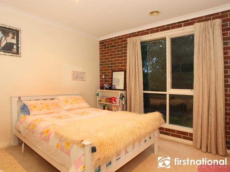 12 Glen Vista Drive, Narre Warren North VIC 3804