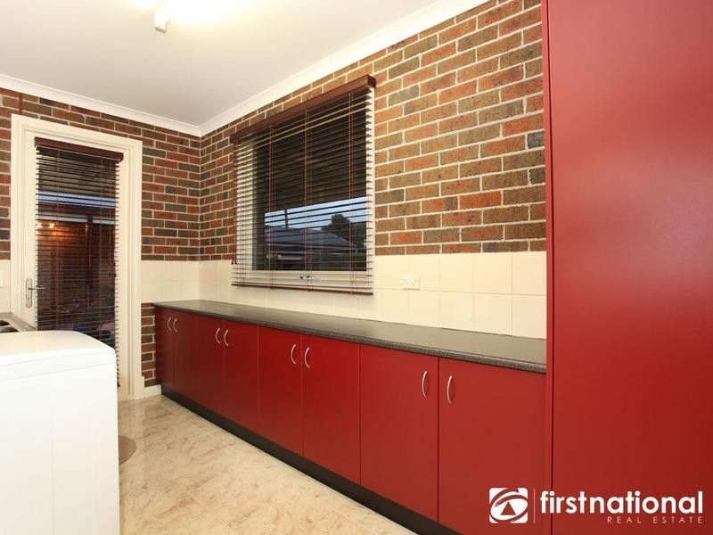 12 Glen Vista Drive, Narre Warren North VIC 3804