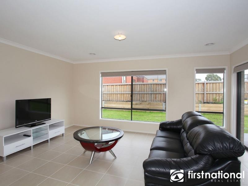 9 Alice Court, Officer VIC 3809