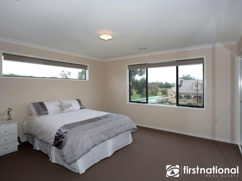 9 Alice Court, Officer VIC 3809