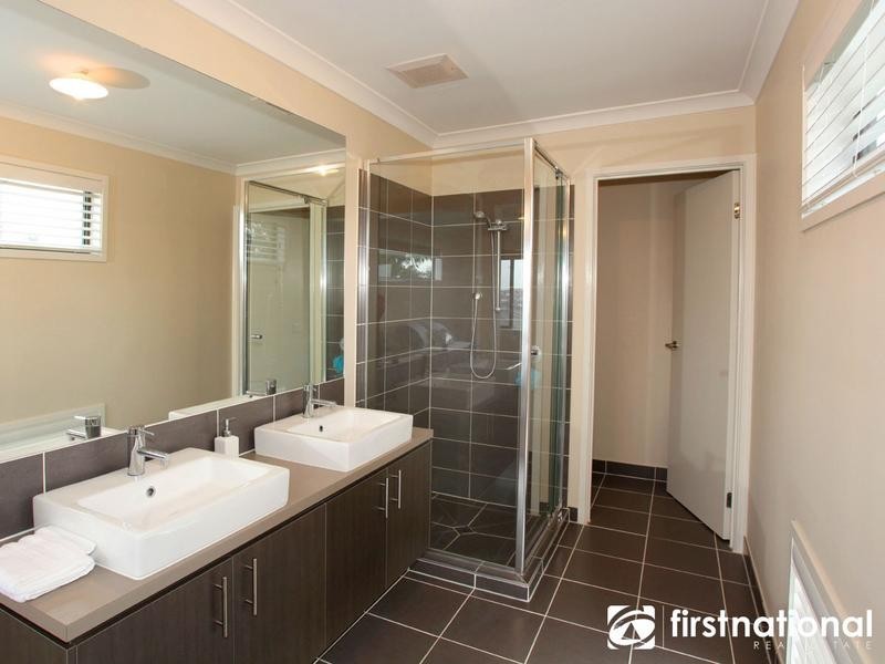 9 Alice Court, Officer VIC 3809