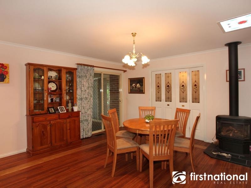 6 Natren Court, Berwick VIC 3806