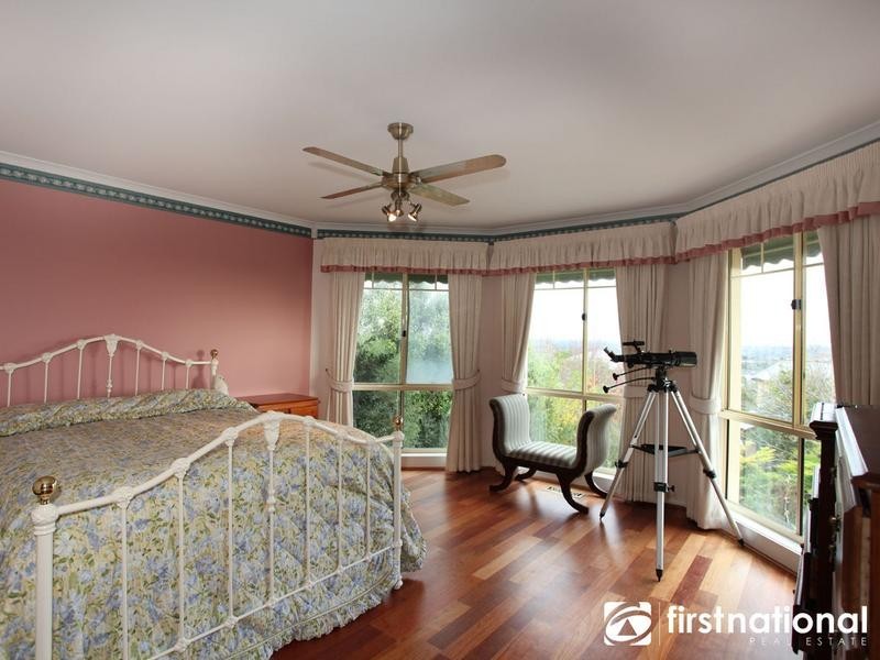 6 Natren Court, Berwick VIC 3806