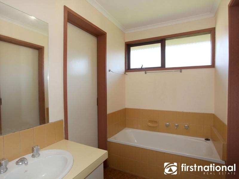 1/5 Stella Street, Beaconsfield VIC 3807