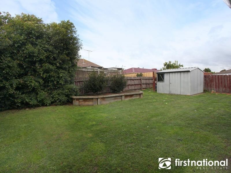 33 Willslie Crescent, Berwick VIC 3806