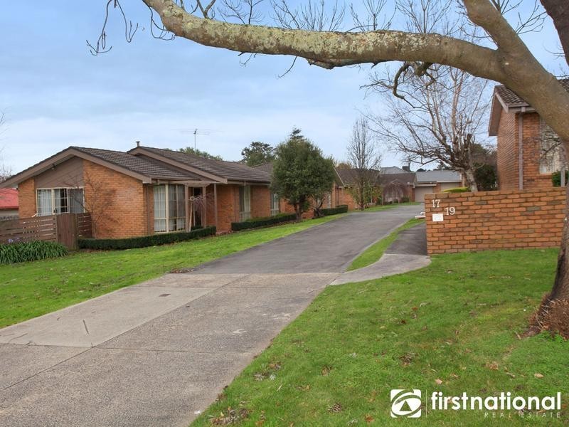 2/17-19 Wilson Street, Berwick VIC 3806