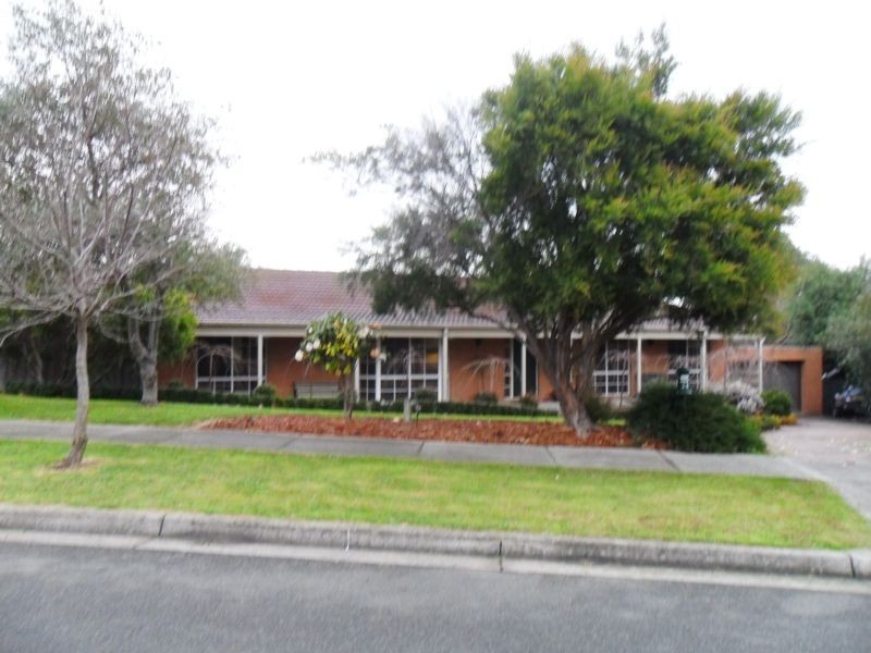 24 Wittenberg Court, Narre Warren VIC 3805