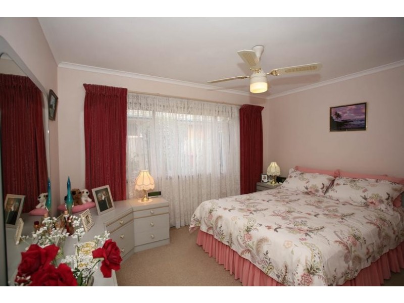 24 Strathavan Drive, Berwick VIC 3806