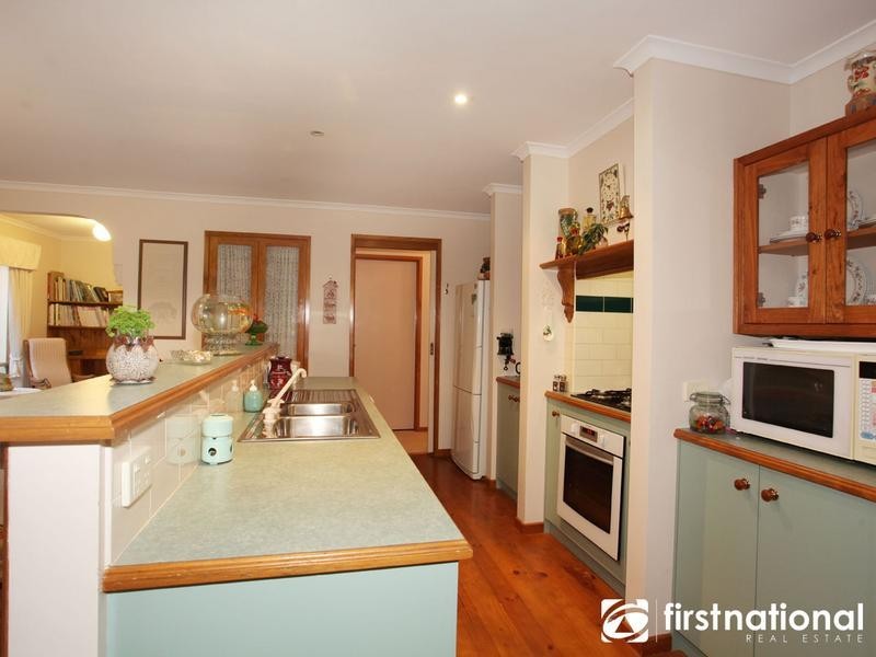 7 Magarra Crescent, Berwick VIC 3806