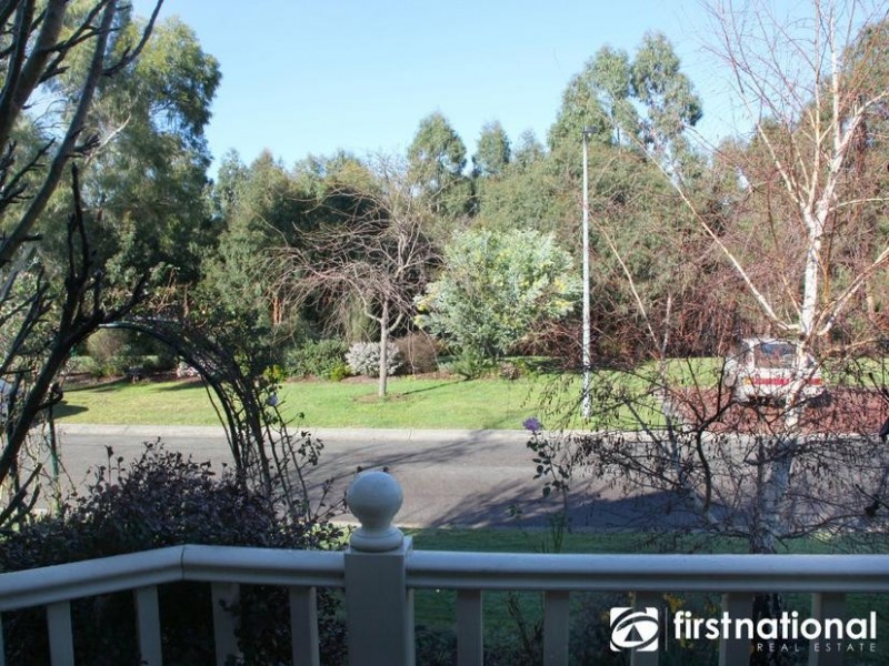 7 Magarra Crescent, Berwick VIC 3806