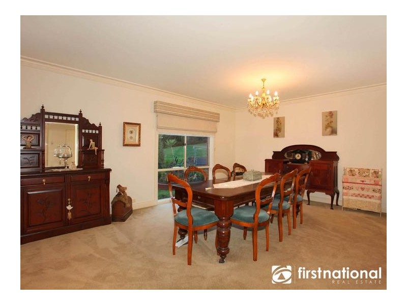 21 Caravelle Court, Berwick VIC 3806