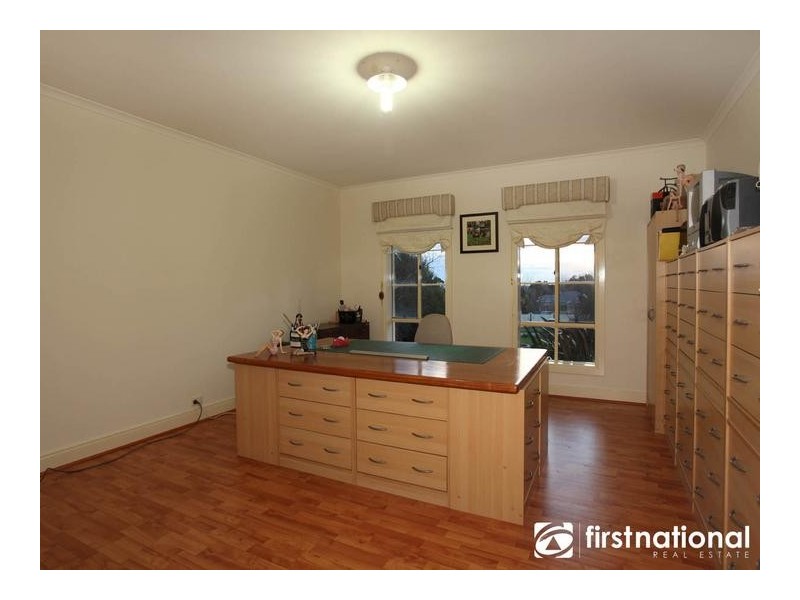 21 Caravelle Court, Berwick VIC 3806