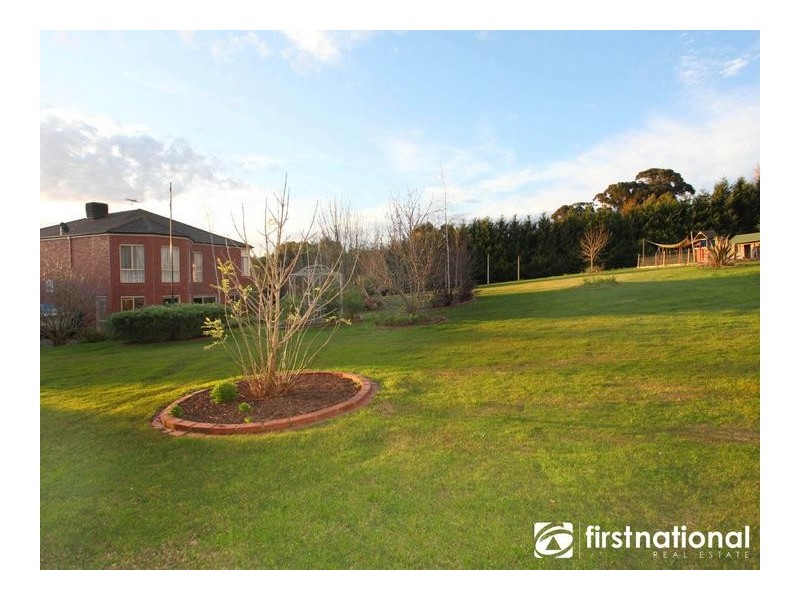21 Caravelle Court, Berwick VIC 3806